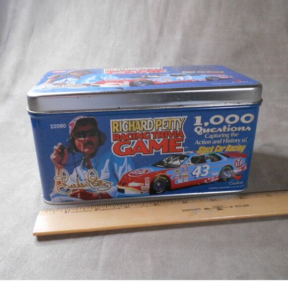 Vintage #43 Richard Petty Racing Trivia Game 1998 NASCAR Stock Car History - Picture 6 of 11